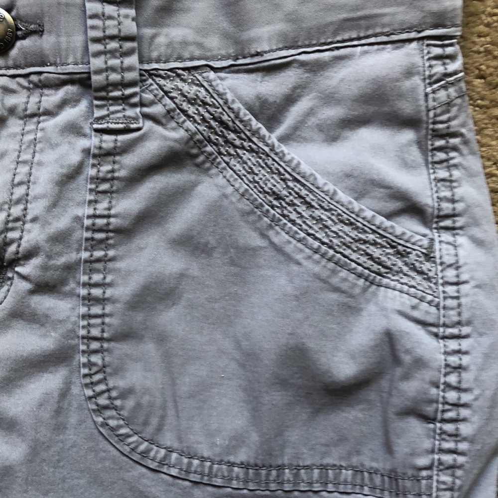 Lee Sinfully Soft Cargo Capris | Size Small - image 6
